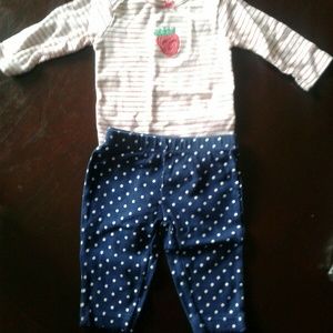 Carter’s Baby Girls 3 Month  2 Piece Strawberry